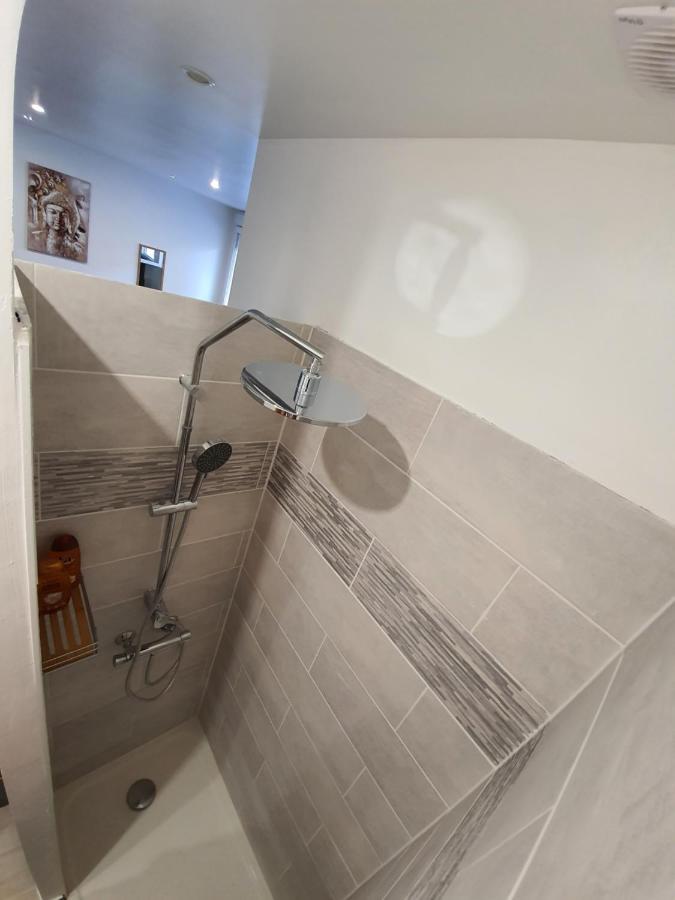 Suite Jacuzzi Privatif Plage Des Catalans Μασσαλία Εξωτερικό φωτογραφία