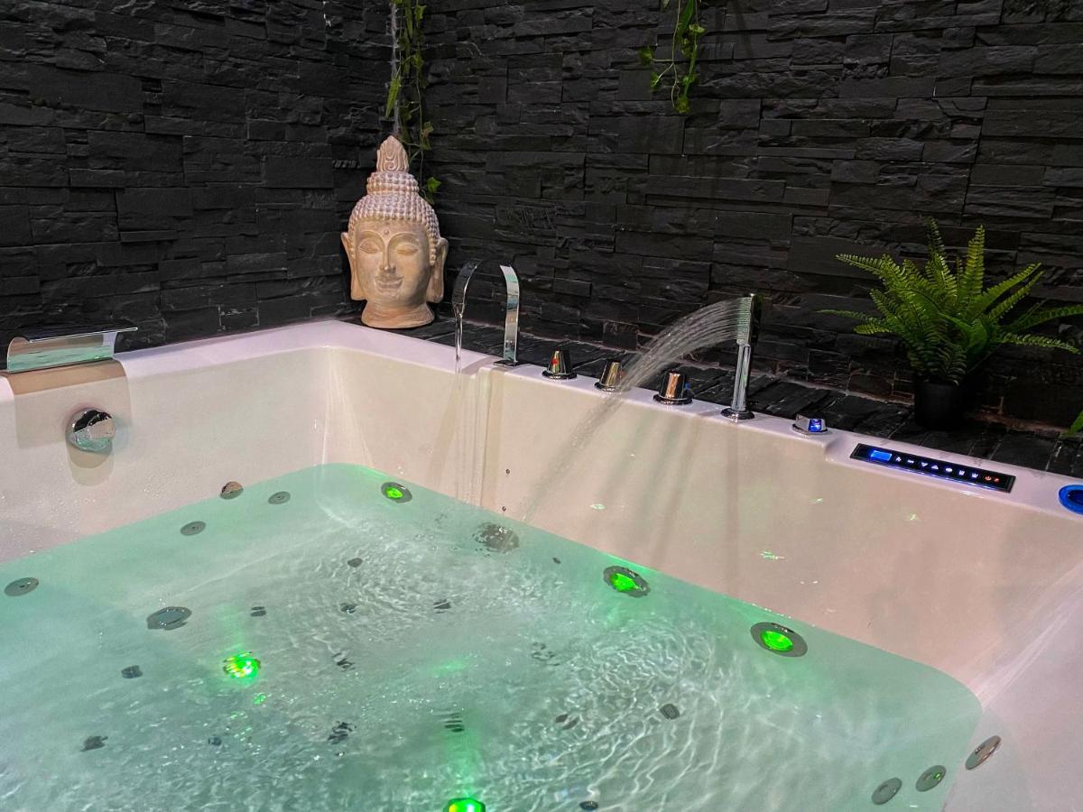 Suite Jacuzzi Privatif Plage Des Catalans Μασσαλία Εξωτερικό φωτογραφία
