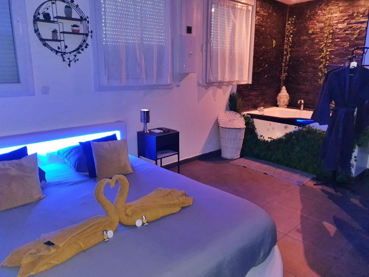 Suite Jacuzzi Privatif Plage Des Catalans Μασσαλία Εξωτερικό φωτογραφία